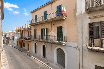 Ortona, Via delle Speranze, 19