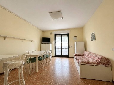Vasto, Strada statale 16 sud, 256