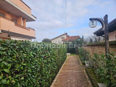 Trilocale via Giovenco 17, Brecciarola, Chieti