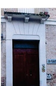 Chieti, Piazza Giuseppe Garibaldi, 12