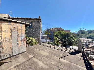 Archi, Via Castello