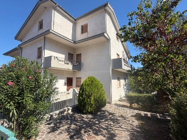 Appartamento via Cavalieri di Vittorio Veneto, Centro, Atessa