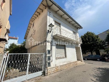 San Salvo, Piazza San Nicola, 2/2