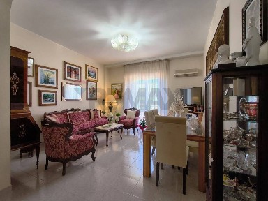 Appartamento via F.Tedesco 33, Centro, Ortona