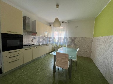 Quadrilocale via Olmo Di Riccio 54, Centro, Lanciano