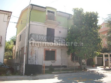 Trilocale via San Rocco, Centro, Castel Frentano