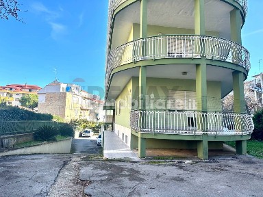 Lanciano, Viale Cappuccini, 129