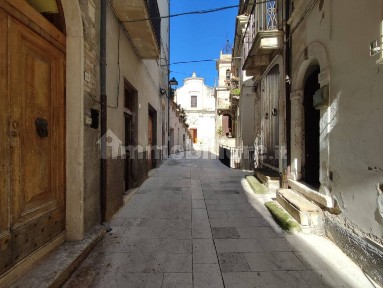 Trilocale via San Rocco 15, Pennapiedimonte