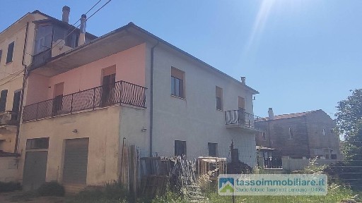 Quadrilocale da ristrutturare, primo piano, Villa San Leonardo, Ortona