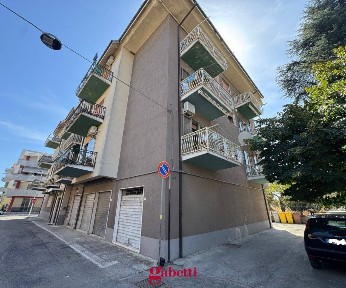 San Salvo, Via san domenico savio, 44