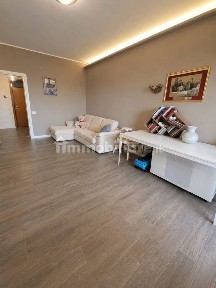 Quadrilocale ottimo stato, primo piano, Centro, Lanciano