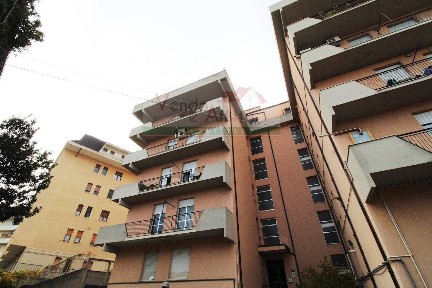 Appartamento buono stato, secondo piano, Viadotto Istonia, Corso G. Garibaldi, V. San Michele, Vasto