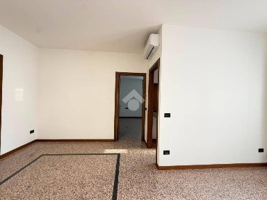 Grassobbio, Via XXV Aprile, 13