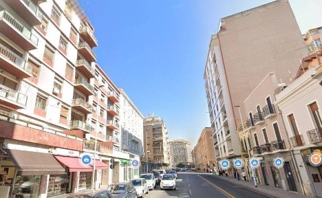 Locale con laboratorio in Vendita