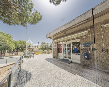 Supermercato in Vendita