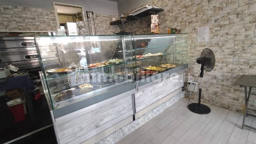 Rosticceria - Pizza al taglio in Vendita