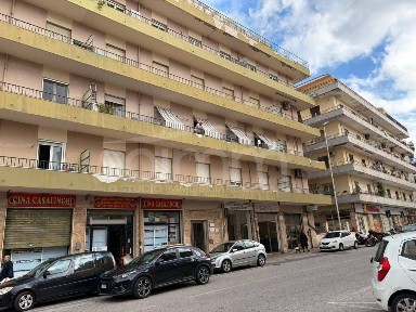 Locale commerciale in Vendita