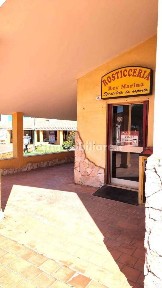 Locale commerciale in Vendita