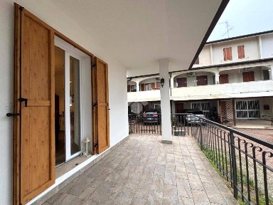 Ravenna, Porto Corsini - Marina Romea, Via Molo S. Filippo, 40