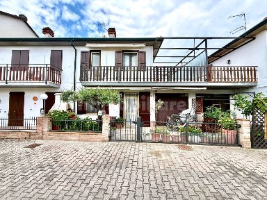 Ravenna, Porto Corsini - Marina Romea, Via Cortellazzo, 27