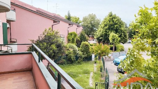 Villa a schiera via Umberto Ricci 1/C, Lavezzola, Conselice