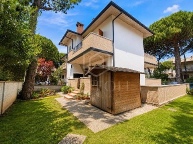 Villa a schiera 5 locali, ottimo stato, Mare, Cervia
