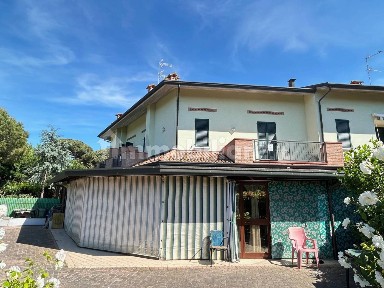 Villa a schiera via Antonie Van Dyck, Lido Adriano - Lido di Dante, Ravenna