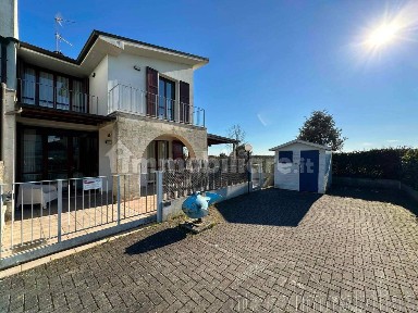 Villa a schiera via Pinta 70, Lido di Savio - Lido di Classe, Ravenna