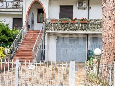 Villa a schiera via varese, Mare, Cervia