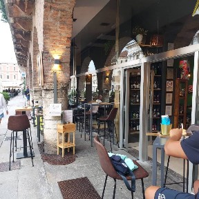 Bar in Vendita