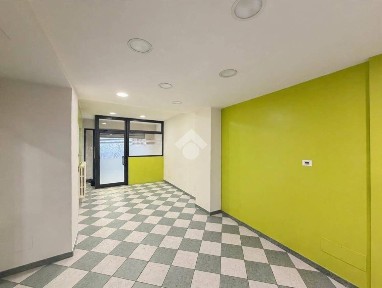 Castrezzato, Via cesare battisti, 1
