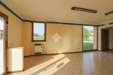 Erbusco, Via Provinciale, 22