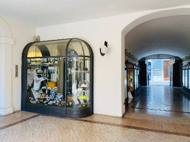 Desenzano del Garda, via Santa Maria, 38
