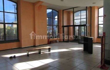 Locale commerciale in Vendita