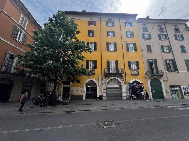 Attività commerciale in Vendita