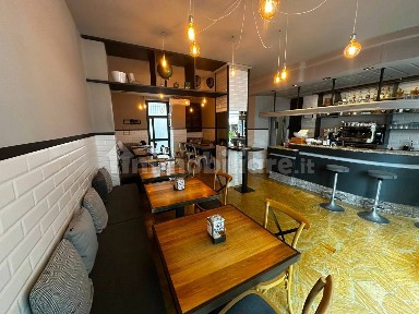 Bar in Vendita
