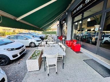 Tavola calda in Vendita