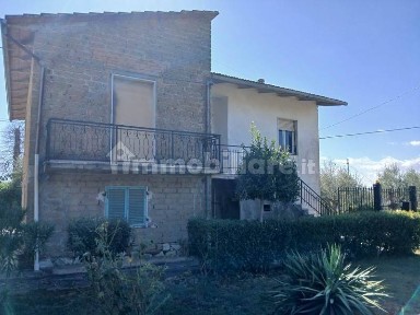Lucignano, Località Giglio, 25