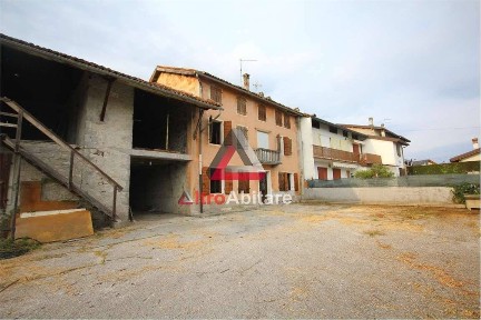 Terratetto unifamiliare via carrera 16, Centro, Santa Giustina
