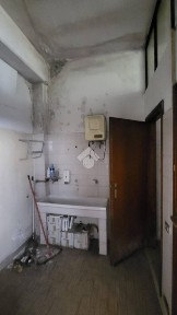 Capannone in Affitto