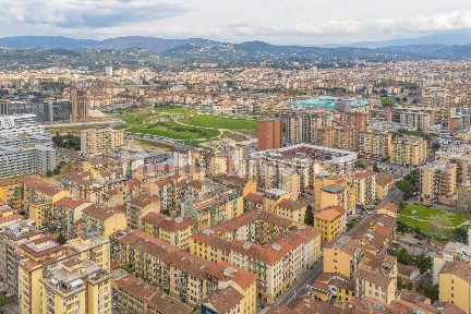 Capannone in Vendita