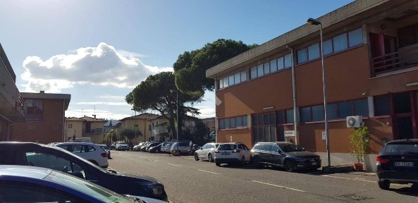 Capannone in Vendita
