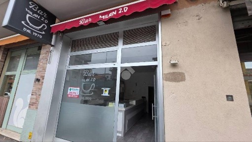 Locale commerciale in Affitto