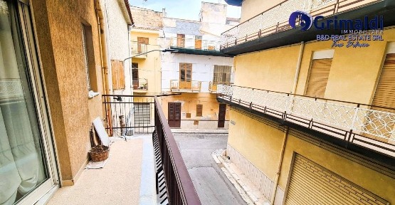 Villa unifamiliare via Petrarca 4, Centro, Bagheria