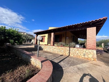 Villa unifamiliare Strada Santoro, Altavilla Milicia