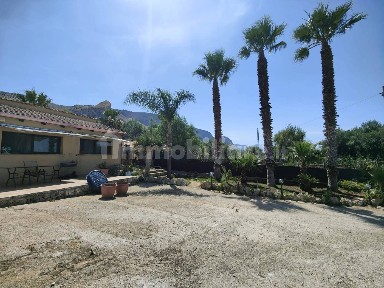 Villa unifamiliare Contrada Femmina Morta, Agliandroni Paternella, Terrasini