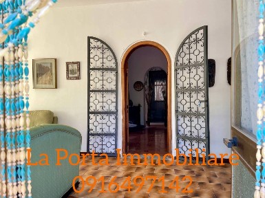 Villa unifamiliare, buono stato, 120 m², Piana degli Albanesi