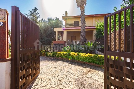 Villa bifamiliare Contrada Sant'Onofrio, Trabia