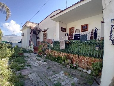 Villa all'asta Contrada Bisaccia, Partinico
