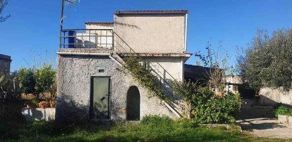 Villa unifamiliare strada statale 113, Zona Industriale, Carini